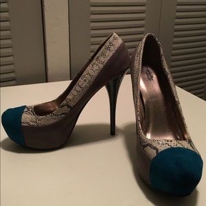 Charlotte Russe Heel